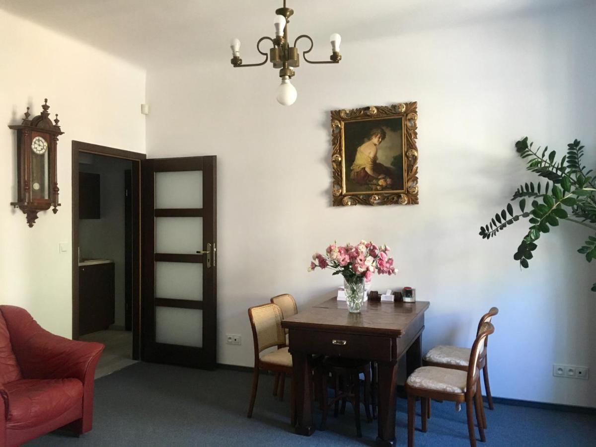 Warszawa Stare Bielany Bed & Breakfast Ngoại thất bức ảnh